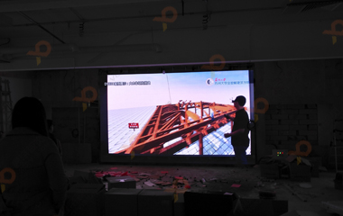 華南理工大學(xué)VR+3D+LED交互顯示項(xiàng)目